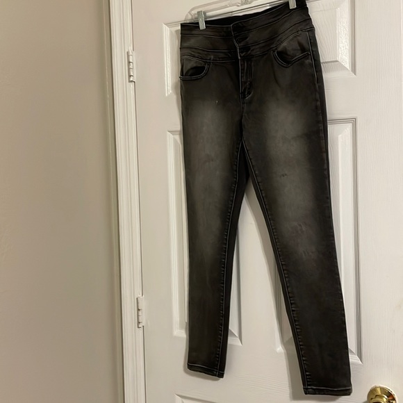Size 11 black faded jeans - Picture 1 of 4